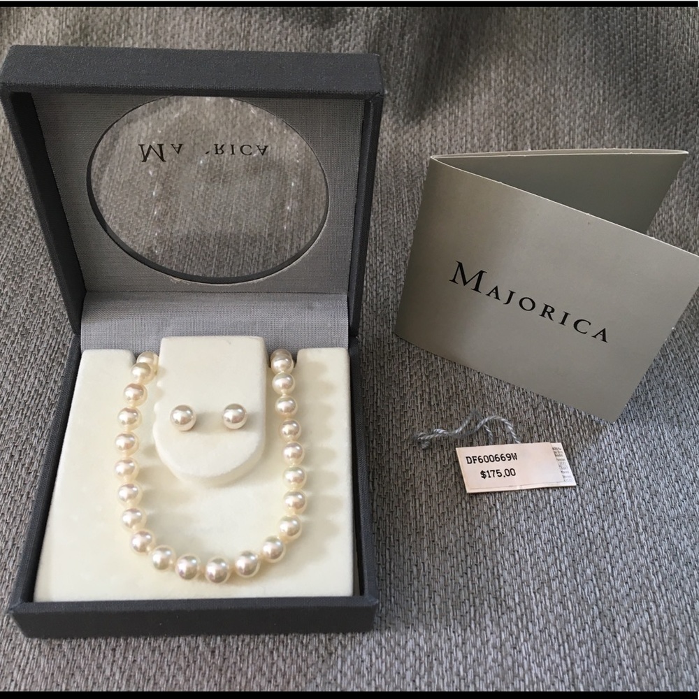 Majorica White Pearl Necklace/Earring Set